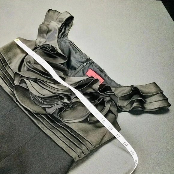 JS Collections Women's Black Sleeveless Ruffles Party Cocktail Mini Dress Size 8 - Picture 8 of 11